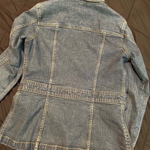 Gently Used Eddie Bauer Denim Jacket (Sz Small Womens) - Picture 3 of 5